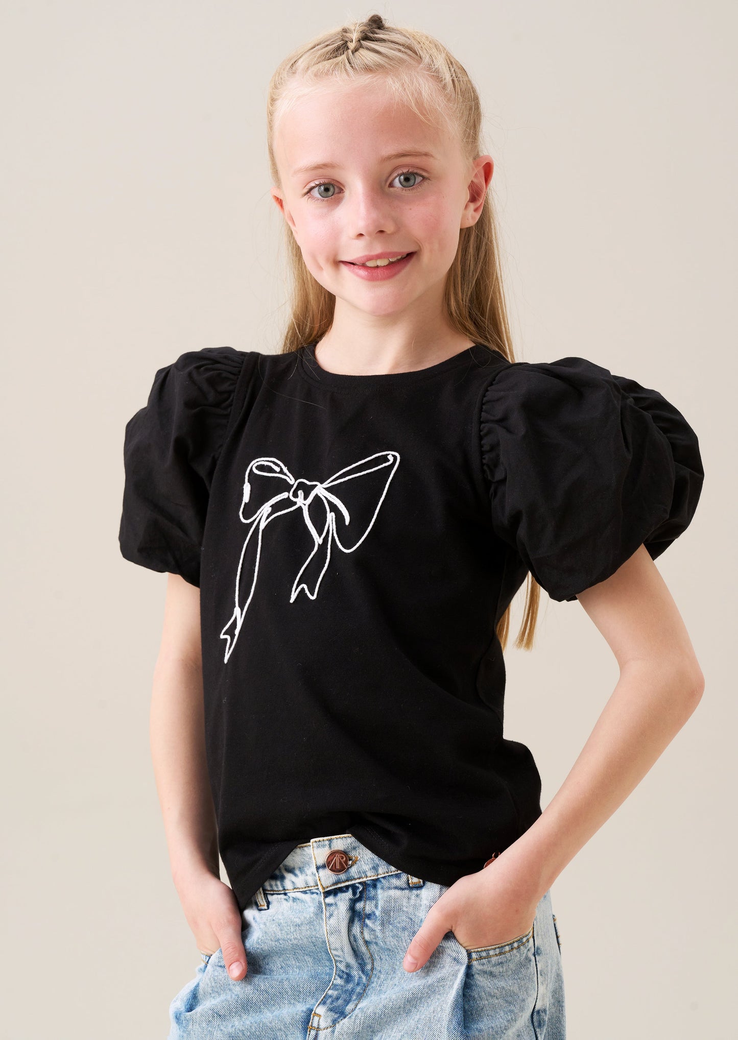 Aofie Black Bow Tee