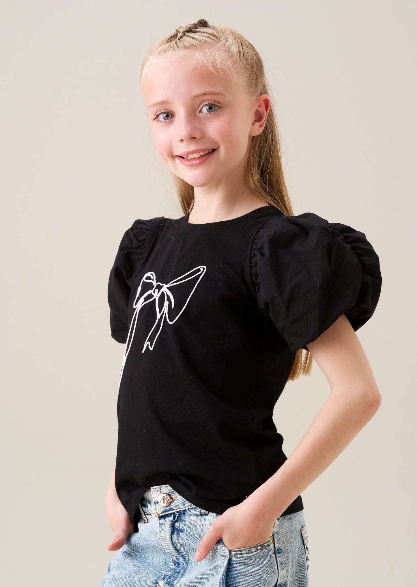 Aofie Black Bow Tee