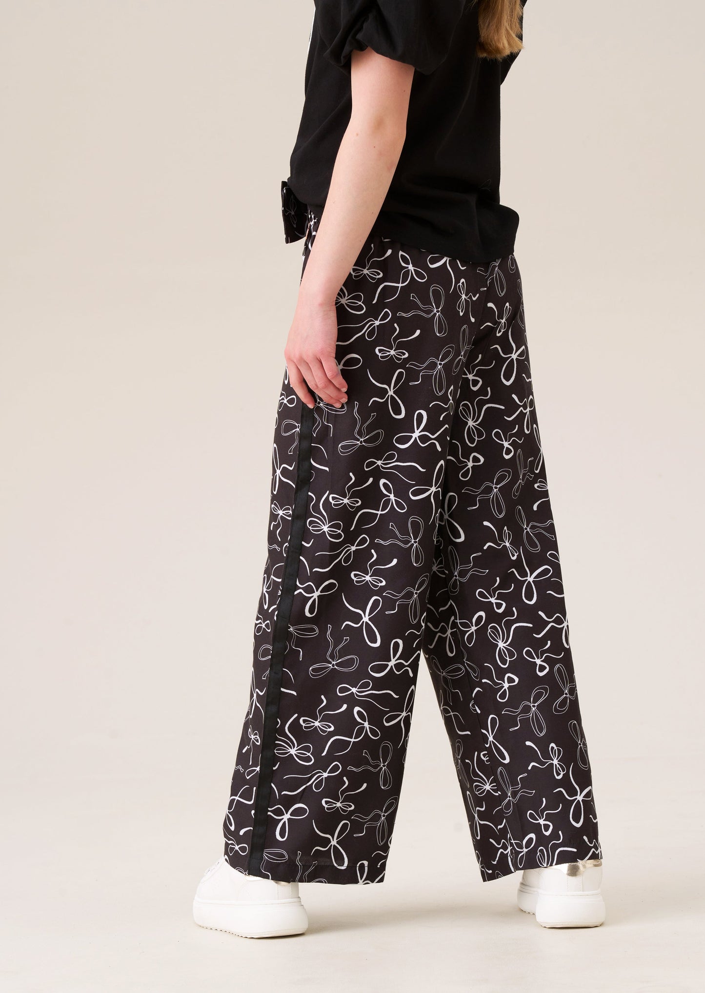 Serena Bow Print Trousers