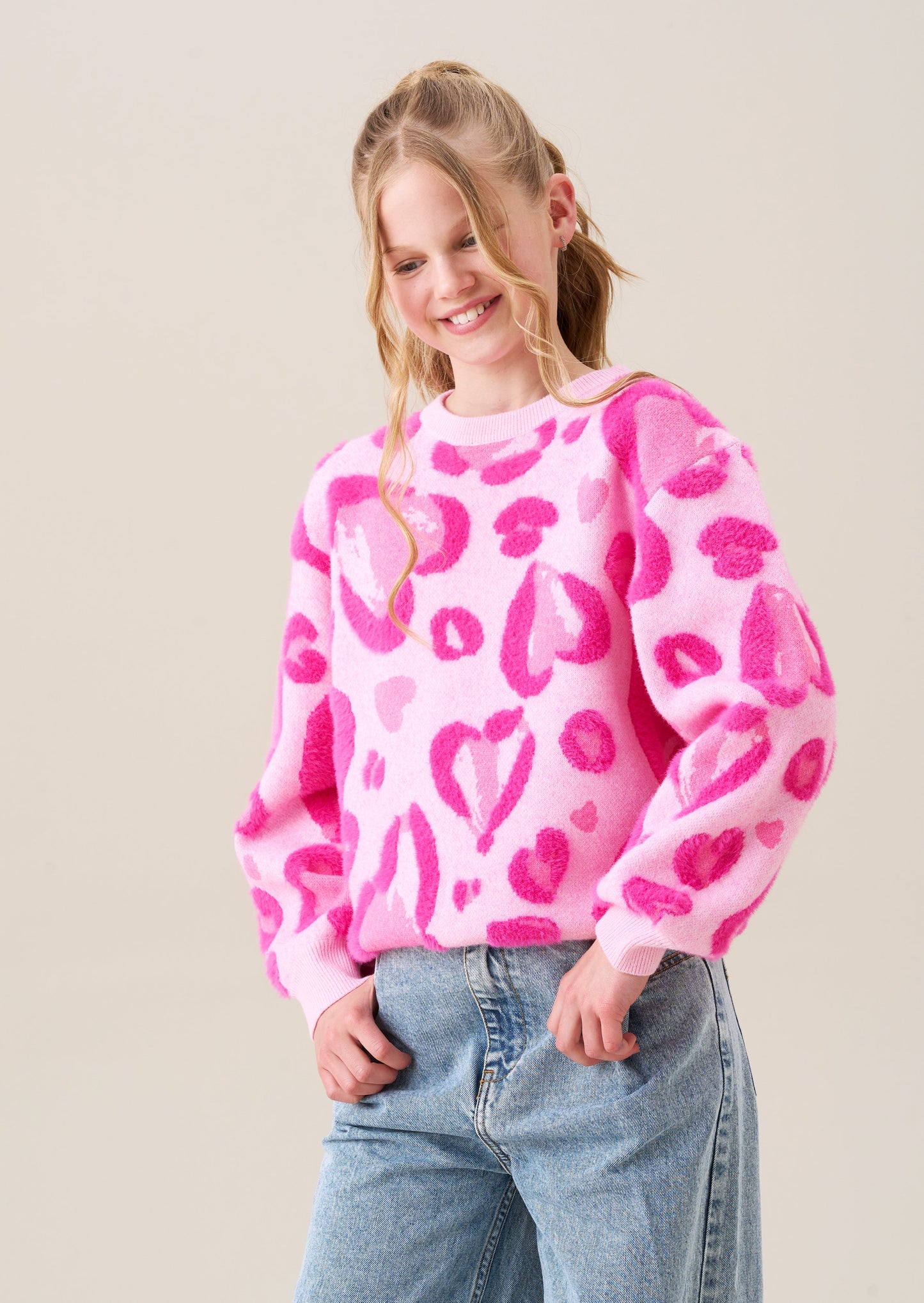 Reya Leopard Heart Eyelash Jumper