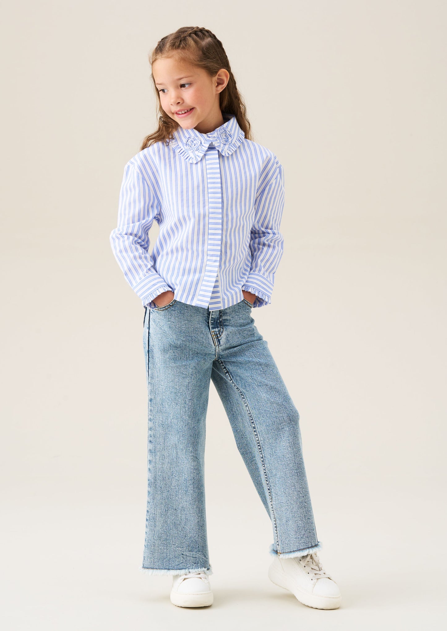 Iris Stripe Corsage Collar Shirt