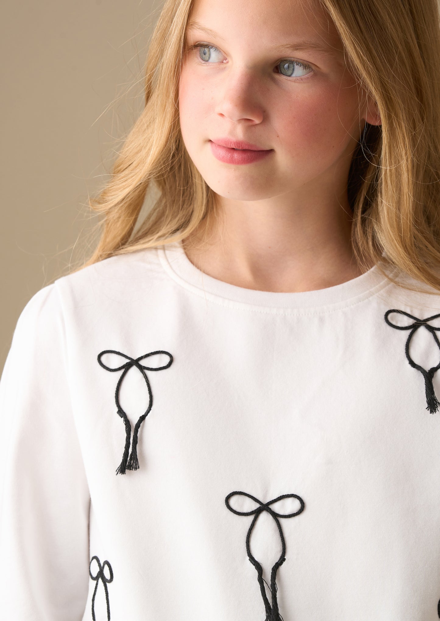 Imogen Embroidered Bow Ls Top