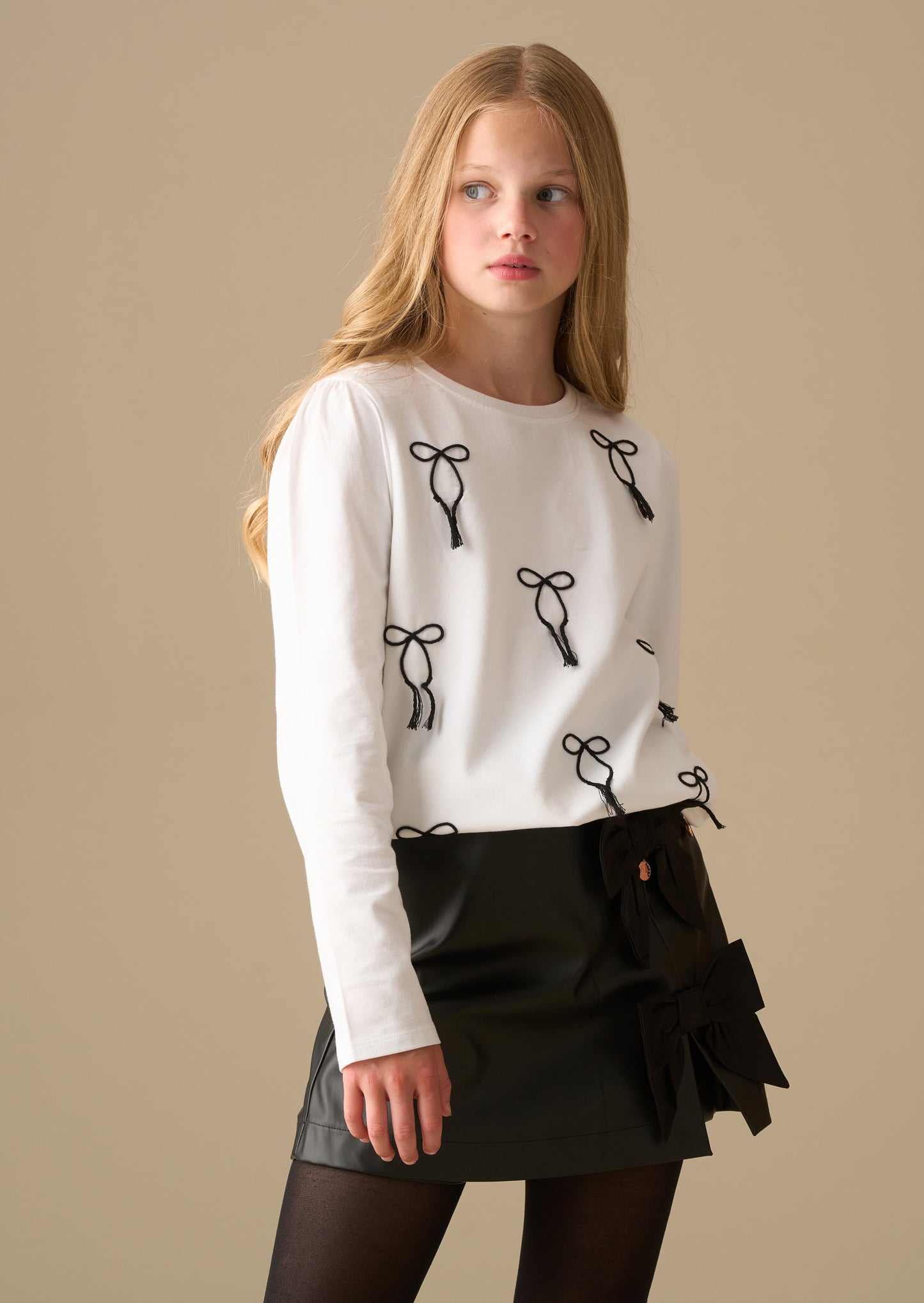 Imogen Embroidered Bow Ls Top