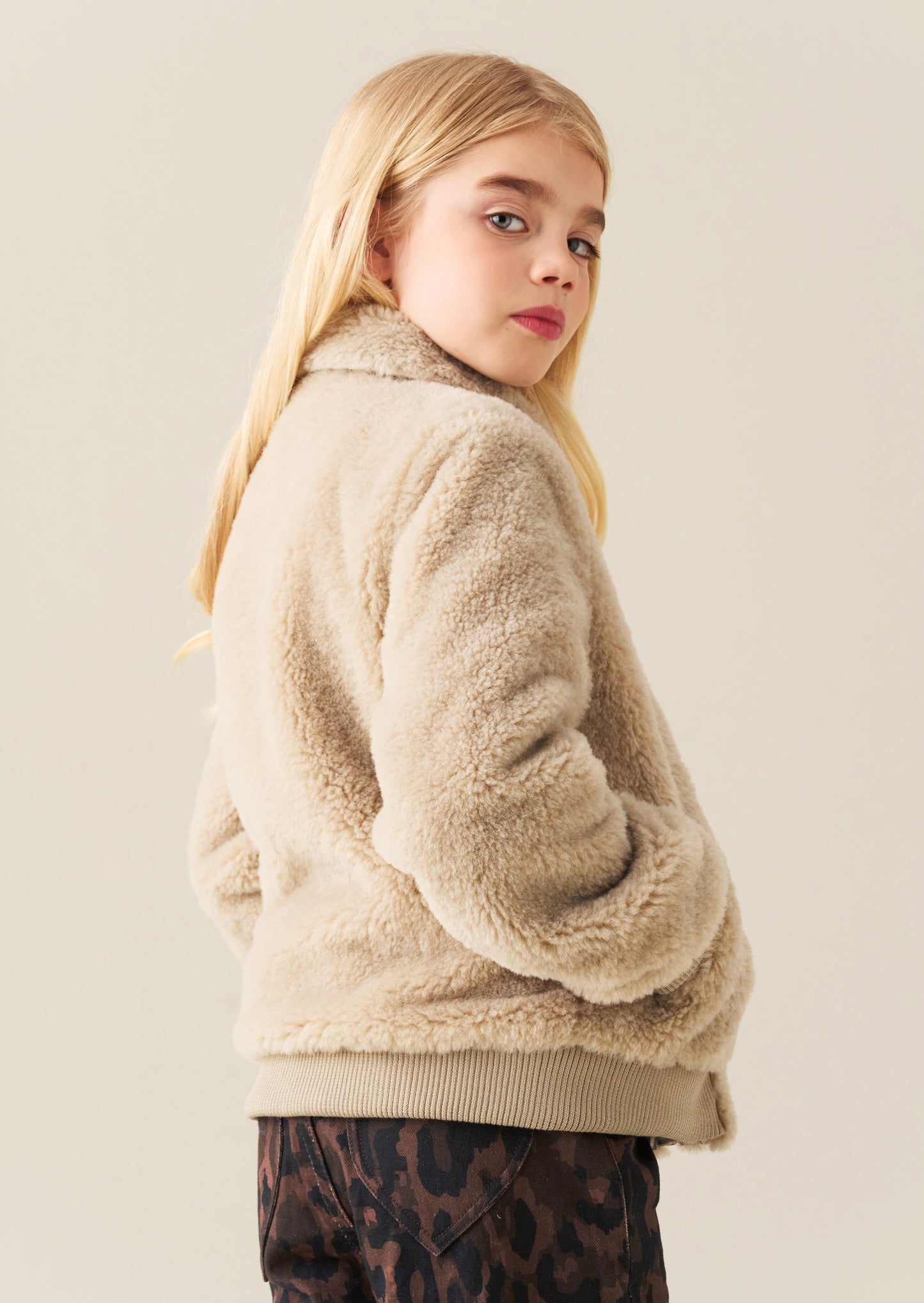 Lottie Borg Fur Bomber