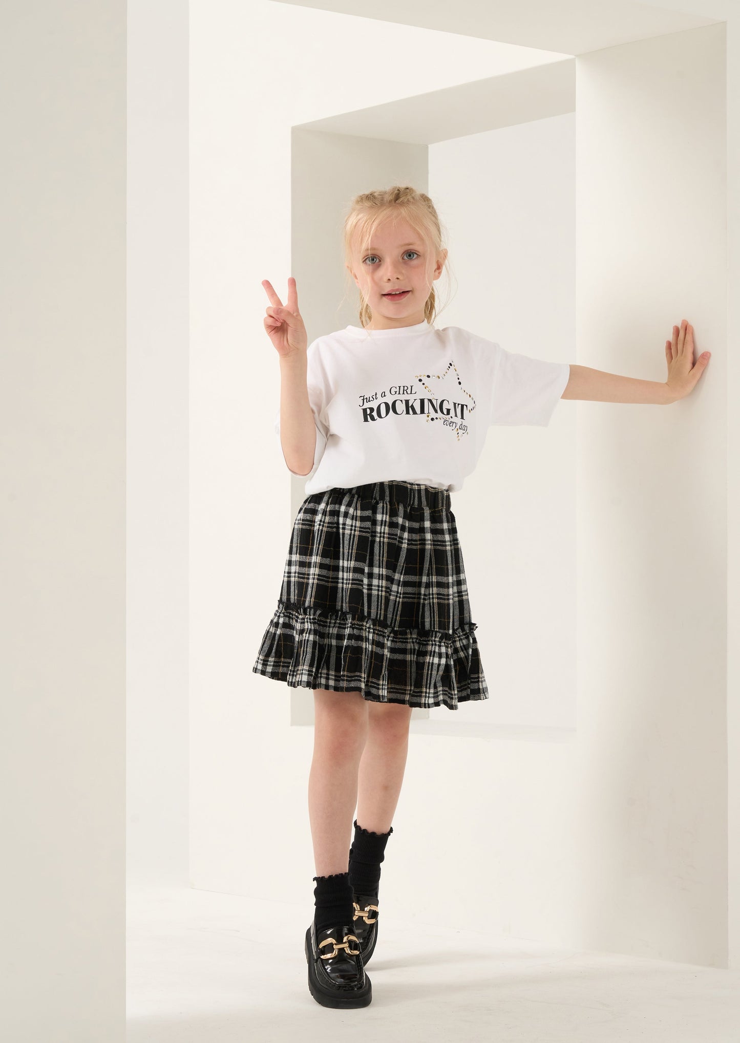 Gigi White Rocking It T-Shirt