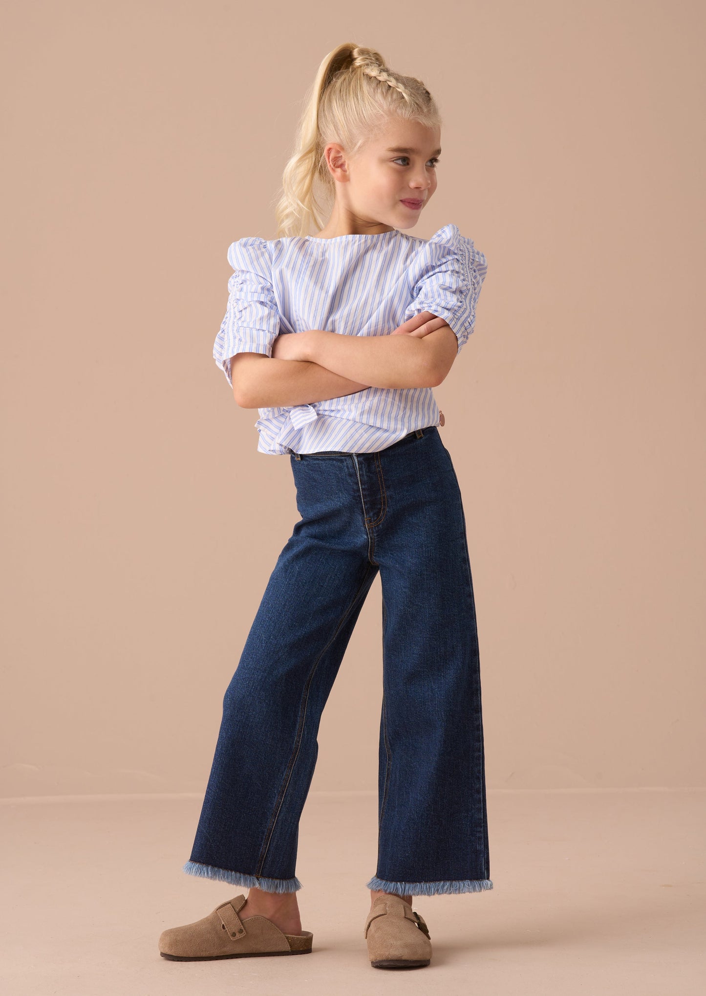 Paloma Blue Heart Pocket Cropped Jean