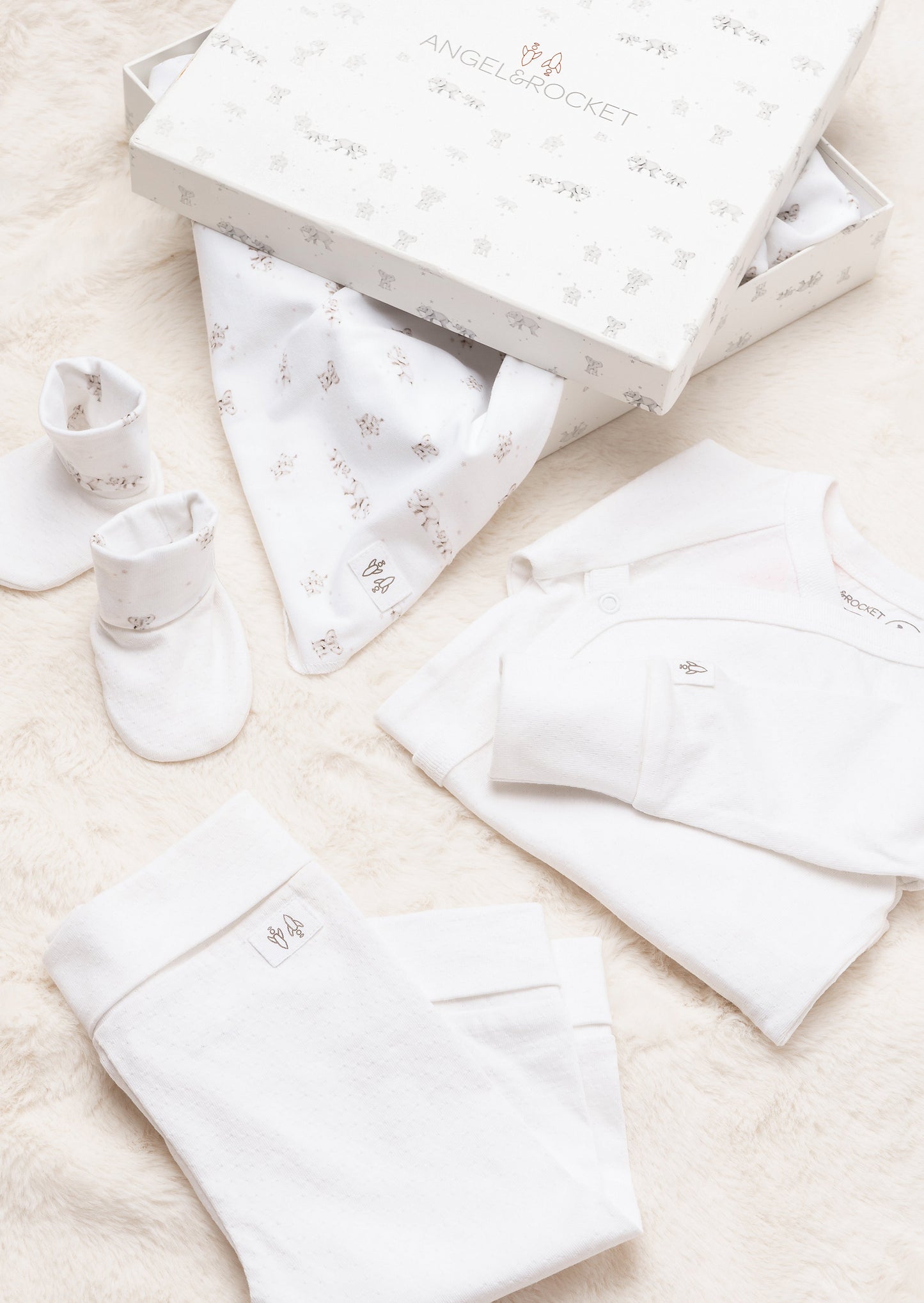 Eli Ecru Organic Cotton Baby Gift Set